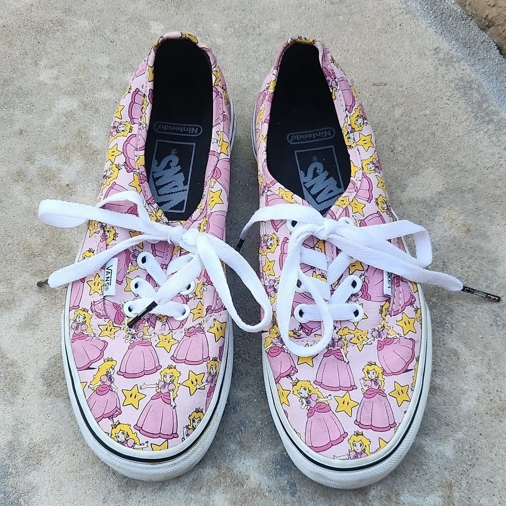 Vans x Nintendo Princess Peach Authentic Shoes Womens 6 Mens 4.5